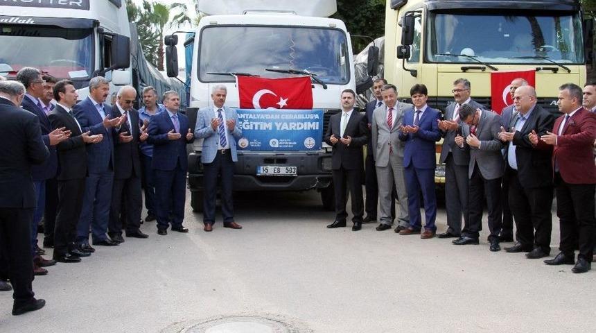 Fırat Kalkanı B&ouml;lgesine Antalyalı &Ouml;ğrencilerden Okul Hediyesi