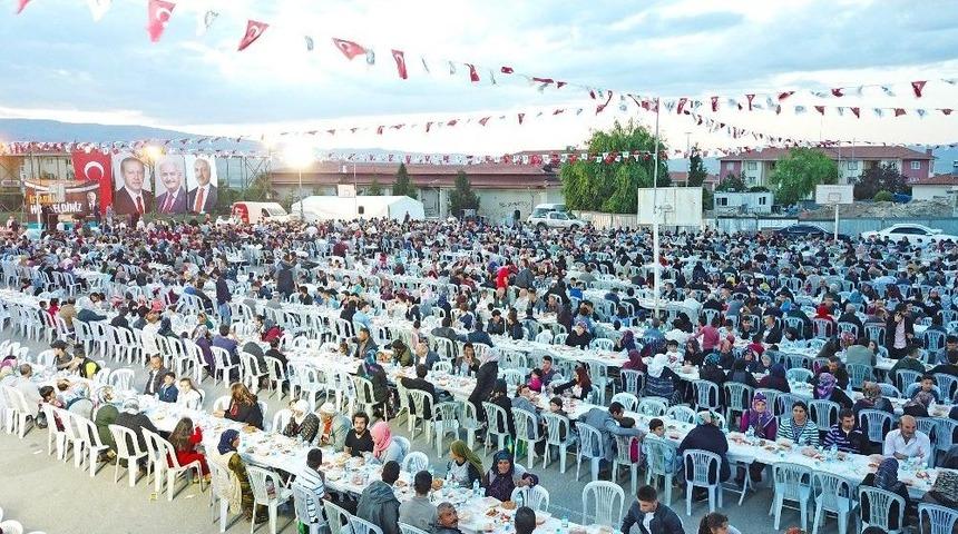 Akkent Muhabbet Sofrasında Buluştu