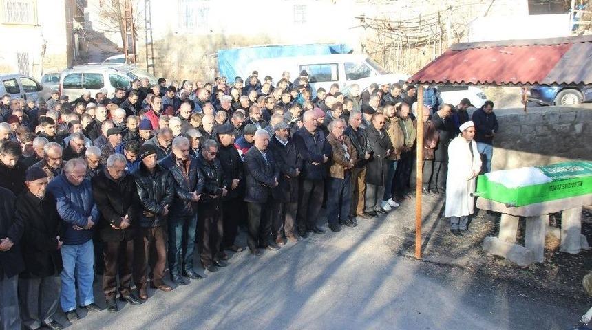 Gazeteci Demet &Ouml;zt&uuml;rk&rsquo;&uuml;n Acı G&uuml;n&uuml;