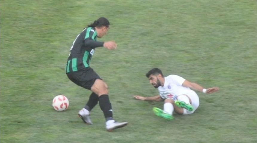 Tff 2. Lig: Bandırmaspor: 4 - Sakaryaspor: 1