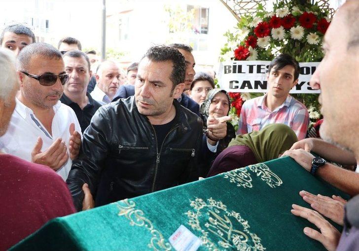 Batan Teknede Hayatını Kaybeden Genç Sanatçı, Son Yolculuğuna Uğurlandı G2