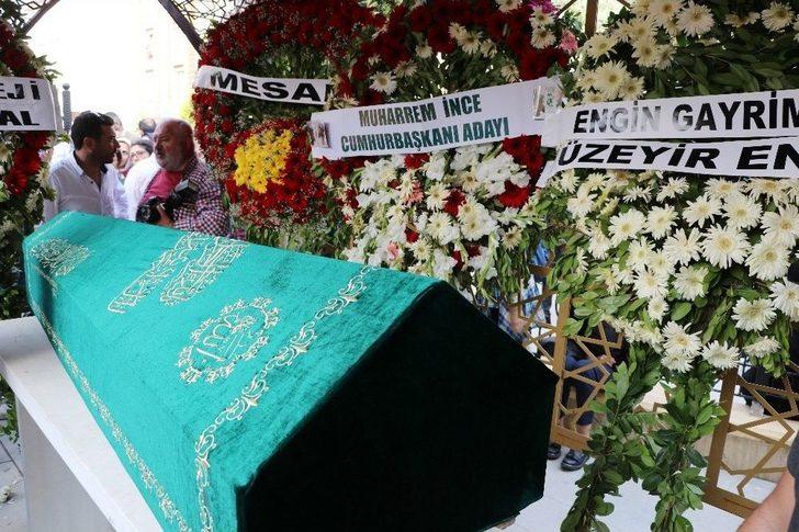 Batan Teknede Hayatını Kaybeden Genç Sanatçı, Son Yolculuğuna Uğurlandı G3