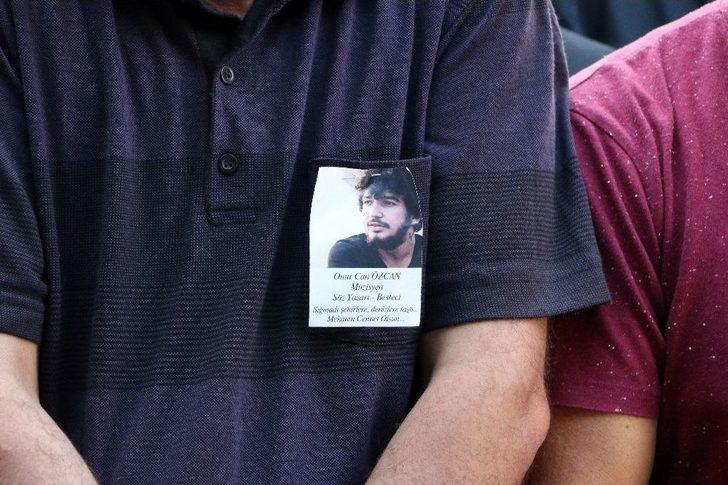 Batan Teknede Hayatını Kaybeden Genç Sanatçı, Son Yolculuğuna Uğurlandı G5