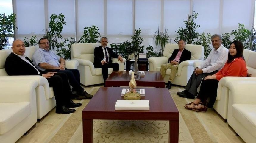 Rekt&ouml;r Bilgi&ccedil; Uluslararası Akademisyenleri Ağırladı