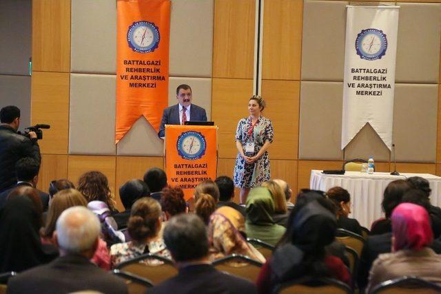 Malatya’da Çocuklar İçin Psikolojik Konferans