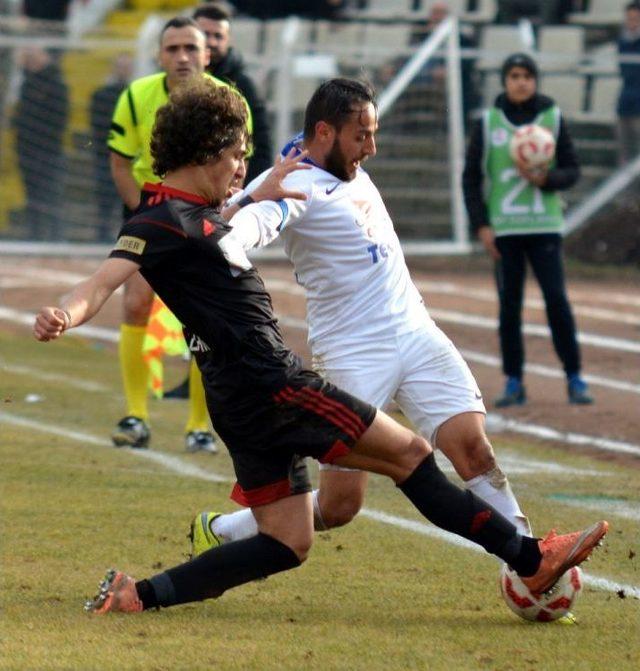 Tff 3. Lig: Çorum Belediyespor: 2 - Karacabey Birlikspor: 1