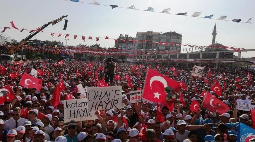 Muharrem İnce&rsquo;den Aydın&rsquo;da Zeybekli Miting