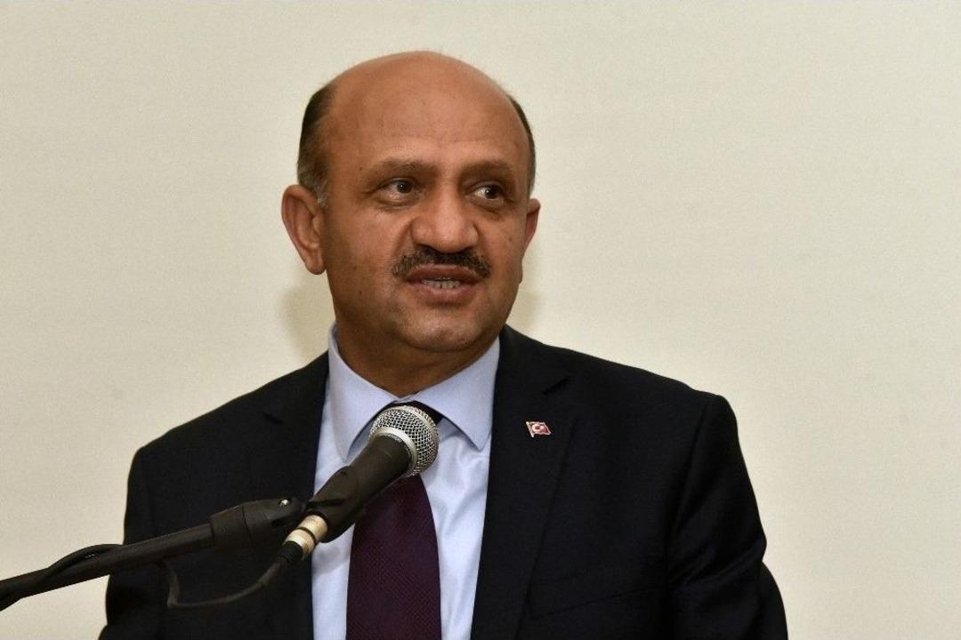 Başbakan Yardımcısı Işık: &ldquo;fırtınalı Denizde T&uuml;rkiye Olarak Yol Alıyoruz&rdquo;