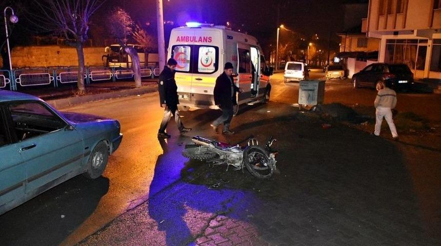 Tosya’da Trafik Kazası: 2 Yaralı