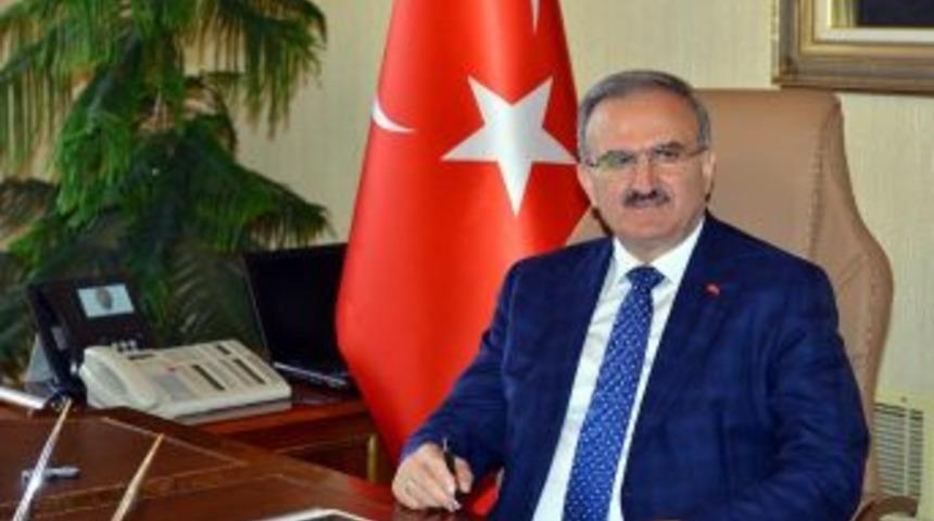 Vali Karaloğlu’ndan 23 Nisan Masajı