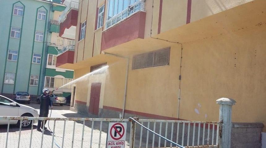 Beyşehir&rsquo;de Belediyesinden Tırtıl M&uuml;cadelesi