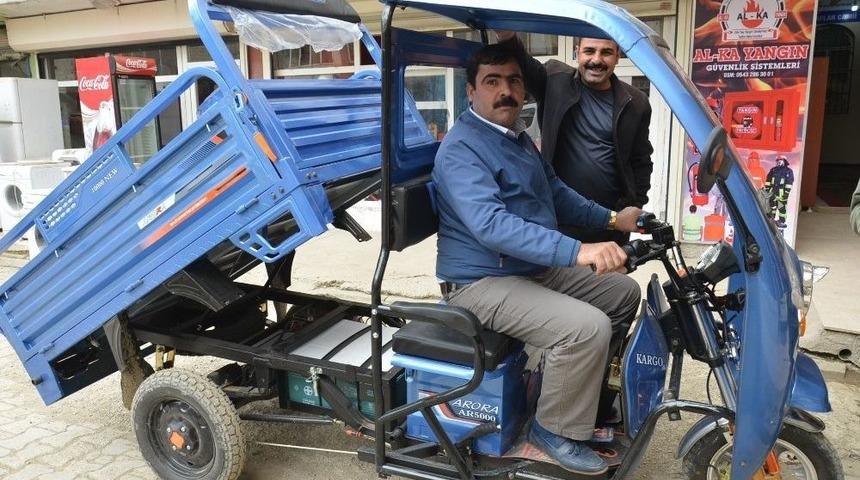 Y&uuml;ksekovalı &Ccedil;ift&ccedil;ilerin Elektrikli Ara&ccedil; Kullanımı Arttı