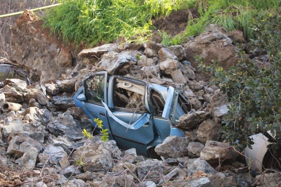 Ortak&ouml;y&rsquo;de Duvar &Ccedil;&ouml;kt&uuml;