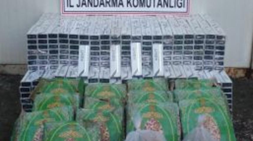 Van’da Kaçak Sigara Ve Fıstık Operasyonu
