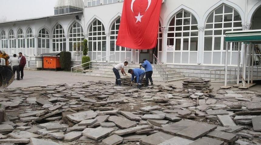Gazi S&uuml;leymanpaşa Camii &Ccedil;evresi Yenileniyor