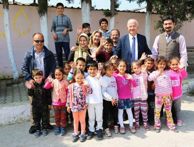 Torbalı&rsquo;da Festival Tadında &Ccedil;ocuk Oyunları Şenliği 1