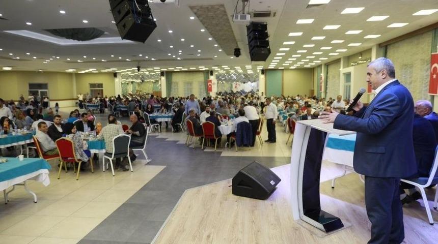 K&ouml;rfez Belediye&rsquo;si &Ccedil;alışanları İftarda Bir Araya Geldi