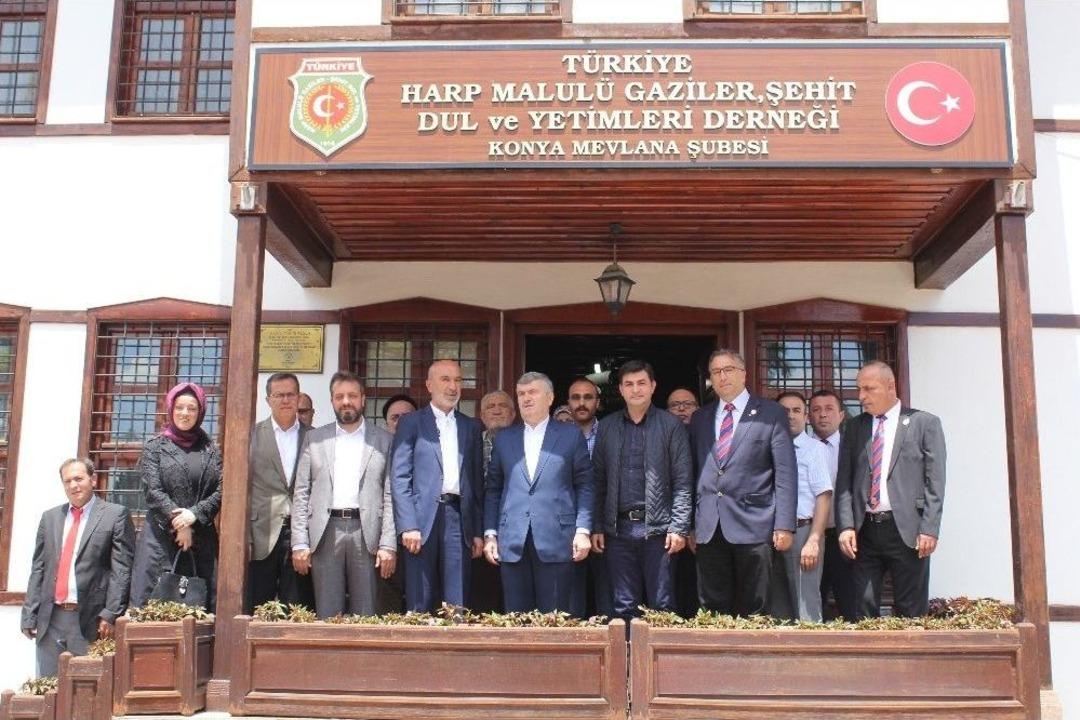 Hasan Angı Ve Tahir Aky&uuml;rek&rsquo;ten Ziyaretler