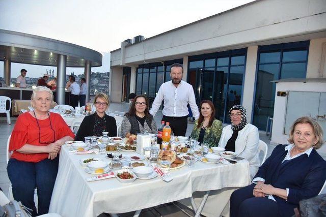 İzmit Belediyesi’nde Haziran Ayı Meclisi Toplandı