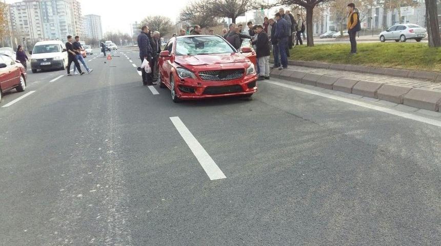 Kayseri&rsquo;de Trafik Kazası: 1 &Ouml;l&uuml;