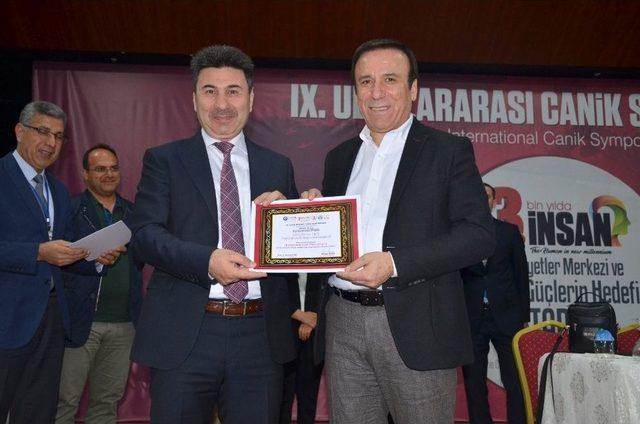 Rekt&ouml;r Karacoşkun 9. Uluslararası Canik Sempozyumuna Katıldı 2