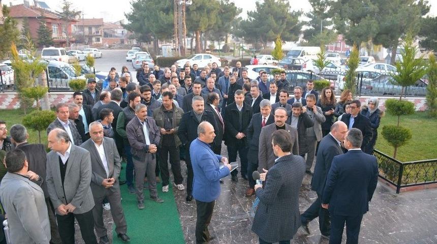 Zile&rsquo;de "&ouml;ğretmene Sahip &Ccedil;ık" Eylemi