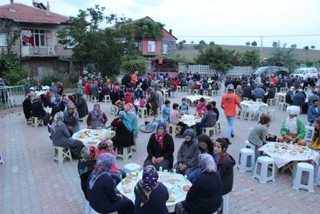 Seydişehir Belediyesinin İftar Sofrası Kuran Mahallesine Kuruldu