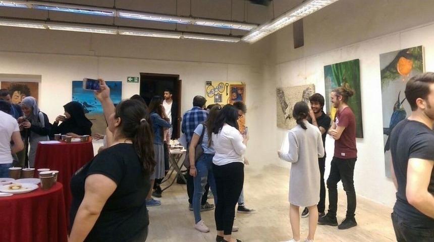 Me&uuml; &Ouml;ğrencilerinden &lsquo;duvar Resmi At&ouml;lyesi&rsquo; İsimli Karma Sergi