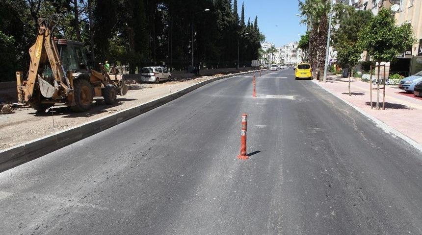 Avni Tolunay Caddesi Yenileniyor
