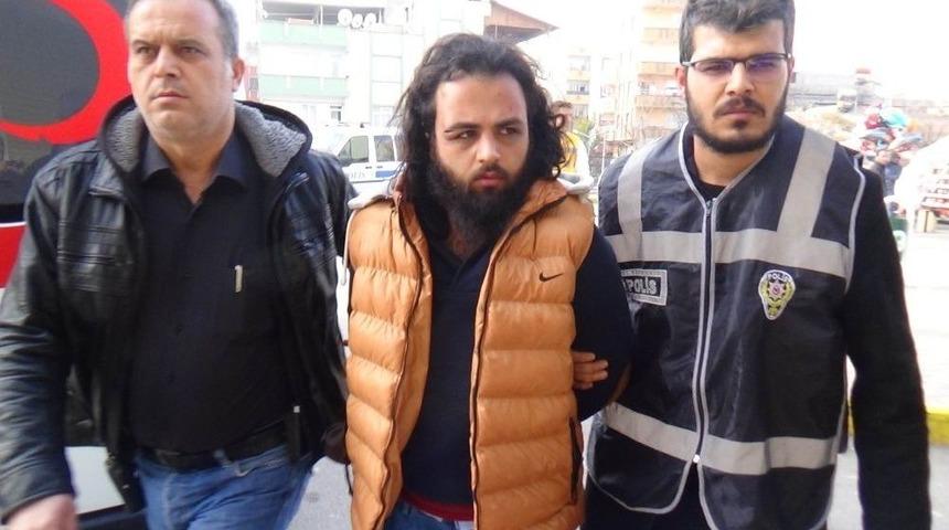 Gaziantep&rsquo;te Parka Bırakılan Bebek Cesedi İle İlgili G&ouml;zaltına Alınan 3 Kişi Adliyeye Sevk Edildi