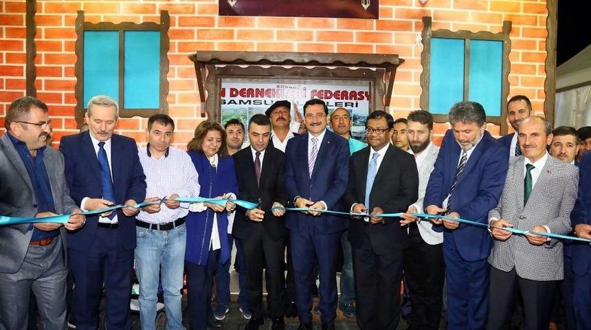 Ke&ccedil;i&ouml;ren Bangladeşli Misafirlerini Ağırladı