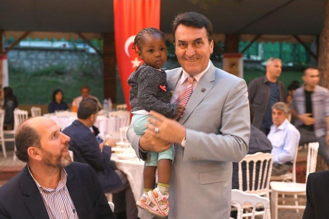 D&uuml;ndar&rsquo;dan Yabancı &Ouml;ğrencilere İftar