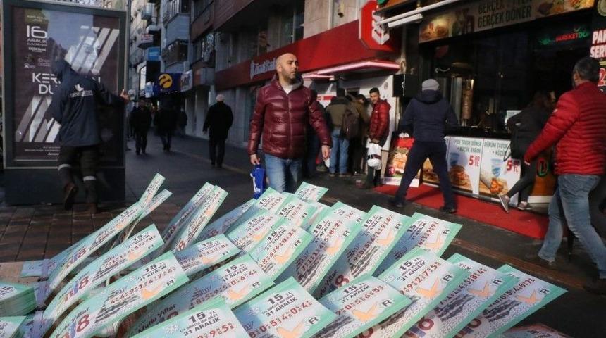 Yılbaşı Biletlerine Vatandaşlardan Büyük İlgi