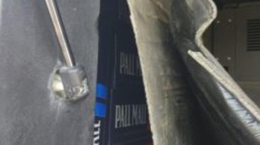 İran Plakalı 4 Tırda Ka&ccedil;ak Sigara Ele Ge&ccedil;irildi