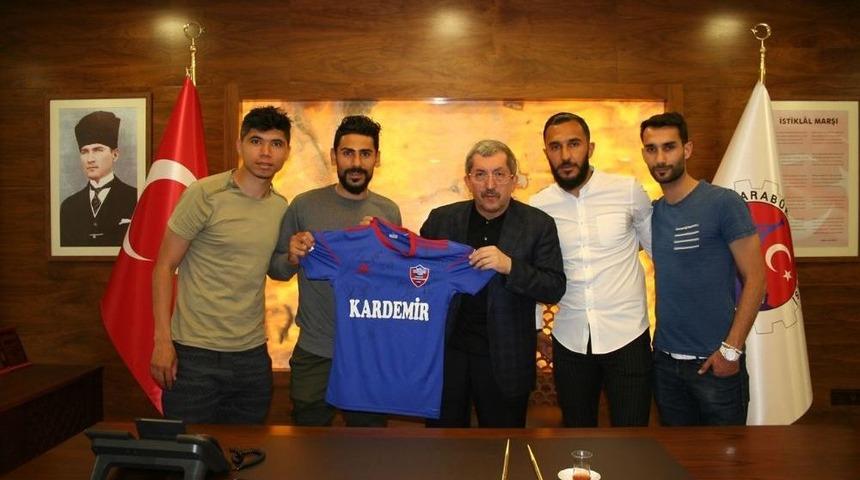 Karab&uuml;kspor Futbolcularından Başkan Vergili&rsquo;ye Ziyaret
