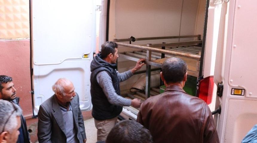 &Ouml;ld&uuml;r&uuml;len Kadının Cenazesini Yakınları Teslim Aldı