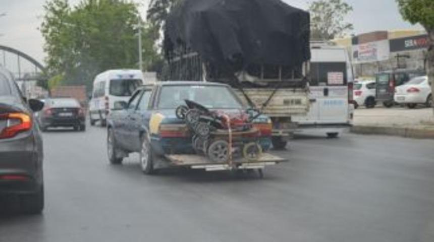 Adana’da Tehlikeli Yolculuk