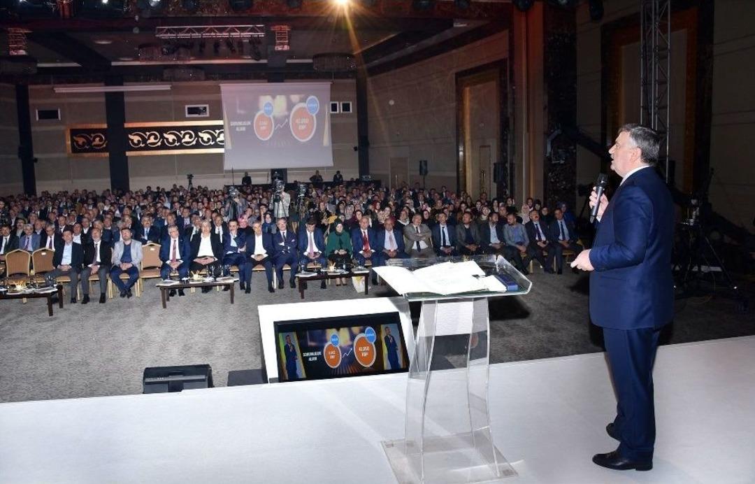 Başkan Aky&uuml;rek 14 Yıllık Hizmet Ve Yatırımları Anlattı