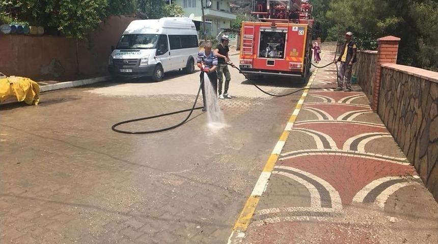 Vezirhan&rsquo;da Bayram Temizliği Başladı