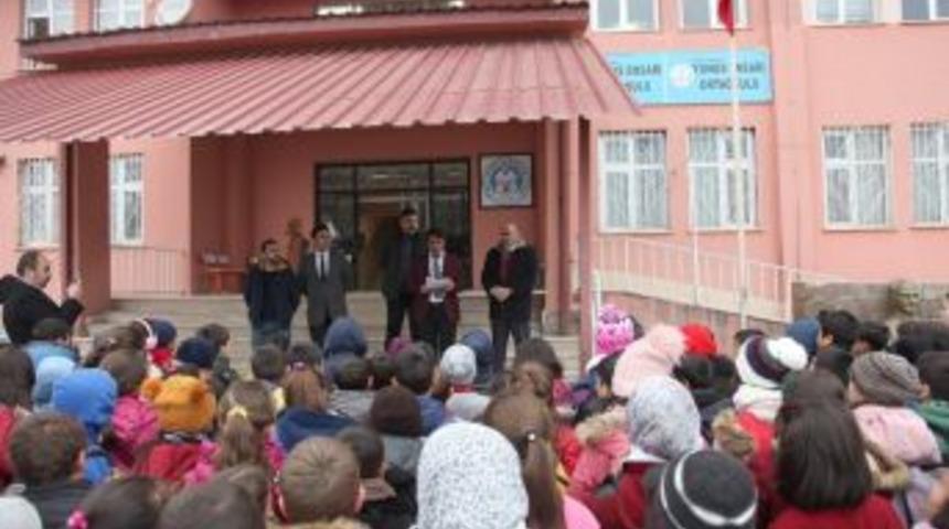 &Ouml;ğretmene Y&ouml;nelik Şiddete Kınama