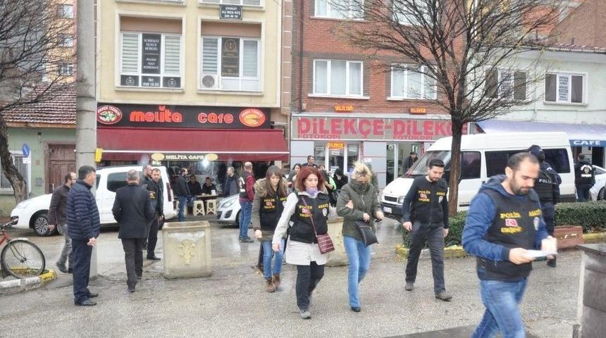 Fuhuş Operasyonunda G&ouml;zaltına Alınan 11 Kişi Adliyeye Sevk Edildi