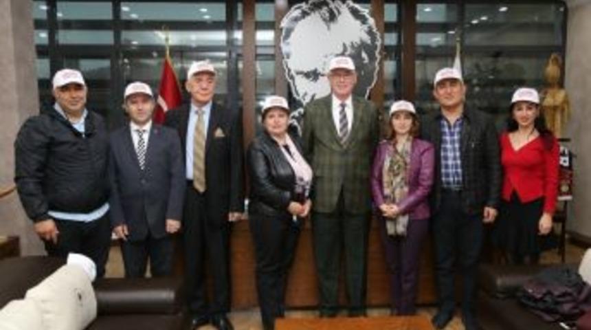 Başkan Kazım Kurt, Es&ccedil;ep &Uuml;yeleri İle Buluştu