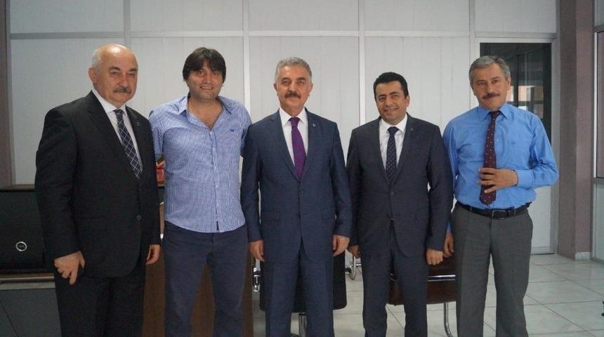 Gol Kralı Okan Yılmaz&rsquo;dan Mhp&rsquo;ye Destek Ziyareti