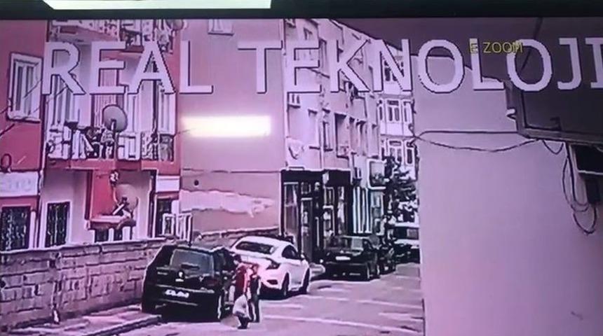 4&rsquo;&uuml;nc&uuml; Kattan Otomobilin &Uuml;zerine D&uuml;şen &Ccedil;ocuk Kamerada