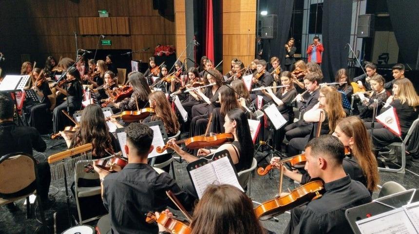 Samsun&rsquo;da &ldquo;iki Elin Sesi Var&rdquo; Konseri