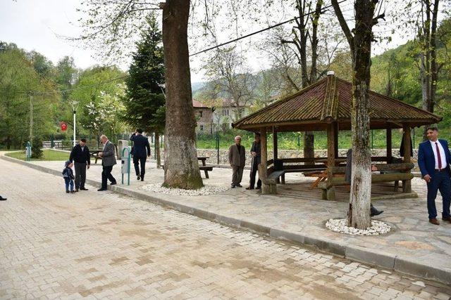 Tüfekçikonak Yeni Meydanına Kavuştu