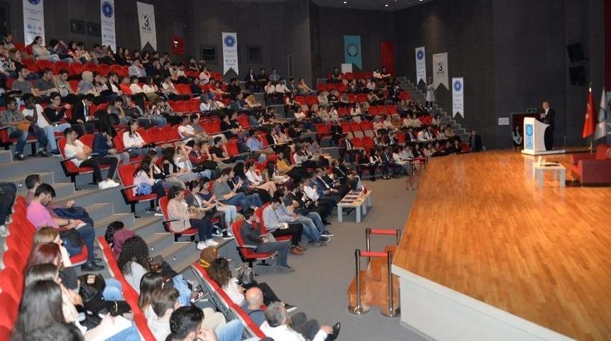 Prof. Dr. Tayyar Arı: