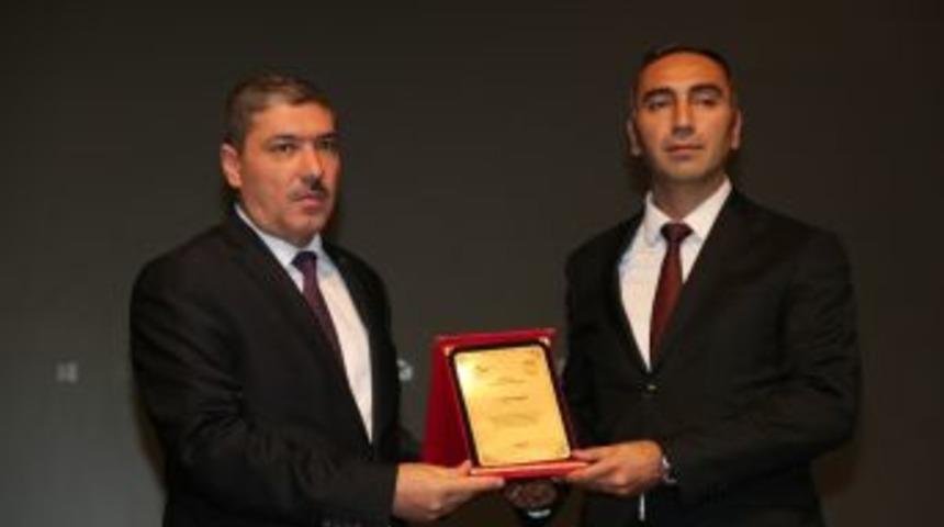 &Ccedil;edaş&rsquo;a &rsquo;en &Ccedil;evreci Kurum&rsquo; &Ouml;d&uuml;l&uuml;