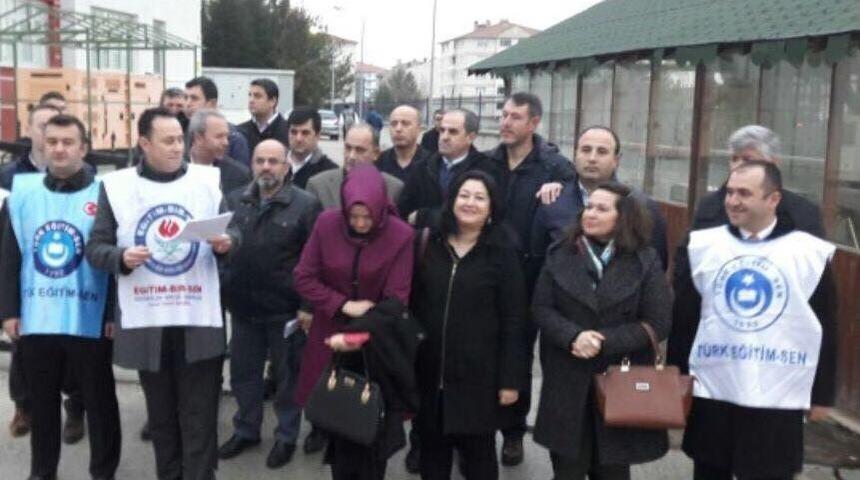 Eğitimciye Şiddeti Kınadılar