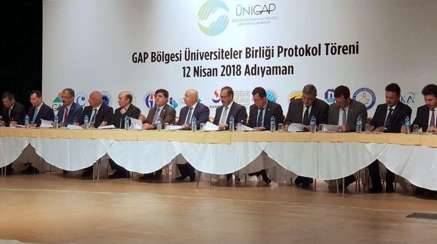 Rektörü Karacoşkun Ünigap Protokol Törenine Katıldı